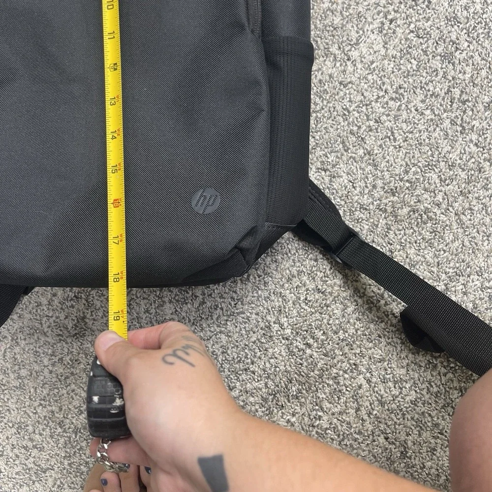 HP 17.3